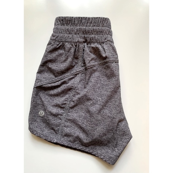 Lululemon Tracker Low-Rise Lined Short 4" - Picture 3 of 5